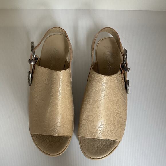 Matisse Embossed Wedge Western Sandals Leather Beige Platform Made in Brazil Sz9 - Picture 7 of 14